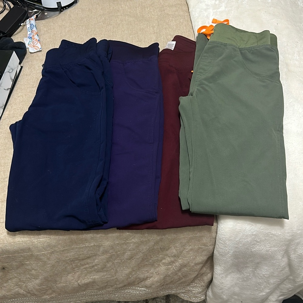 Xxs tall figs Kade cargo scrub pants